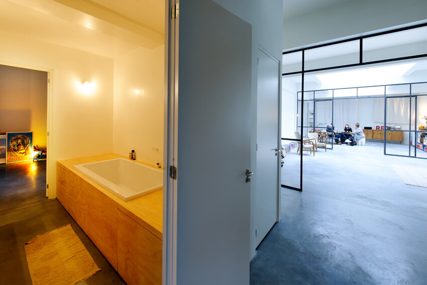 Van bedrijfsruimte naar woning